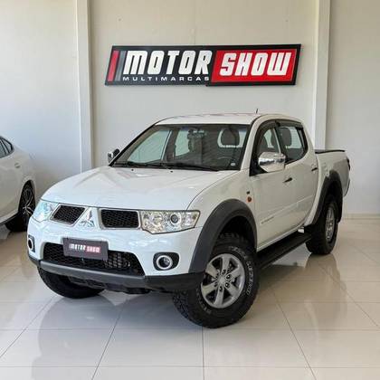 MITSUBISHI L200 TRITON 3.5 HPE 4X4 CD V6 24V FLEX 4P AUTOMÁTICO